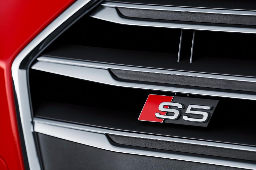 Логотип Audi S5 Coupe 2016 года  (WW) (фото 9 из 75)
